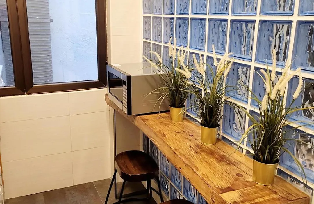 Precioso Apartamento 6p en Sol-1